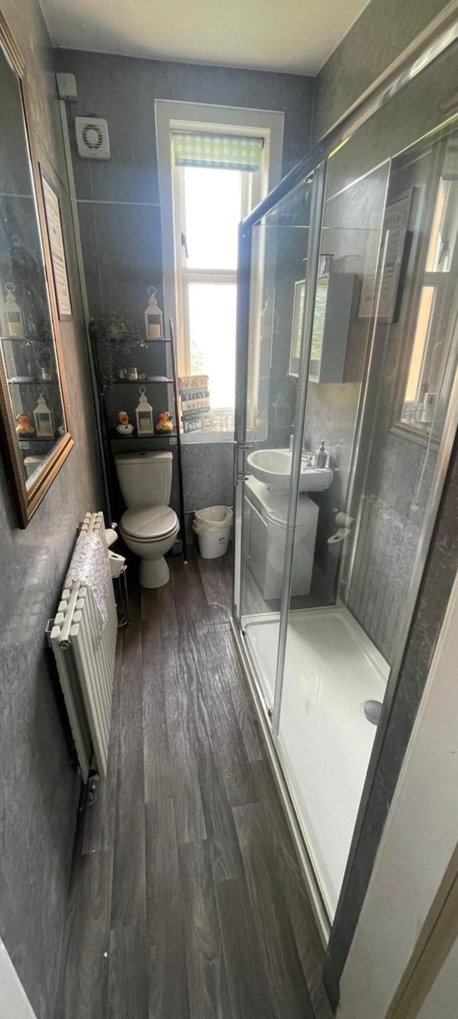Lovely 2 Bedroom Apartment In Heart Of 던디 외부 사진